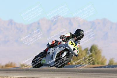 media/Jan-12-2025-CVMA (Sun) [[be1d2b16e3]]/Race 3-Amateur Supersport Middleweight/